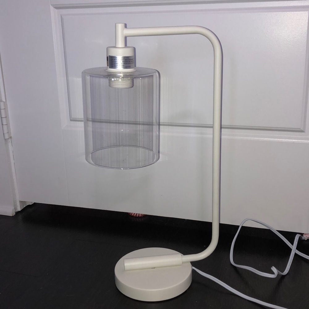 White wayfair lamp